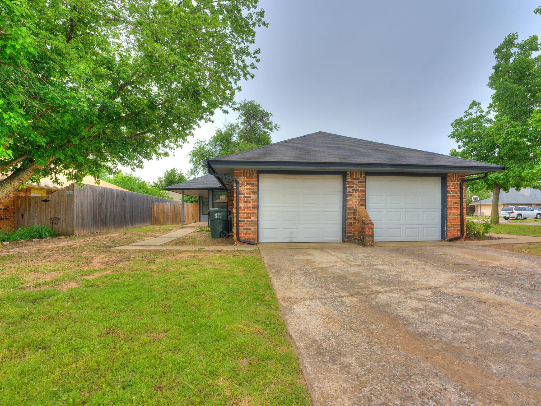 1710 Hillcrest Drive - 2