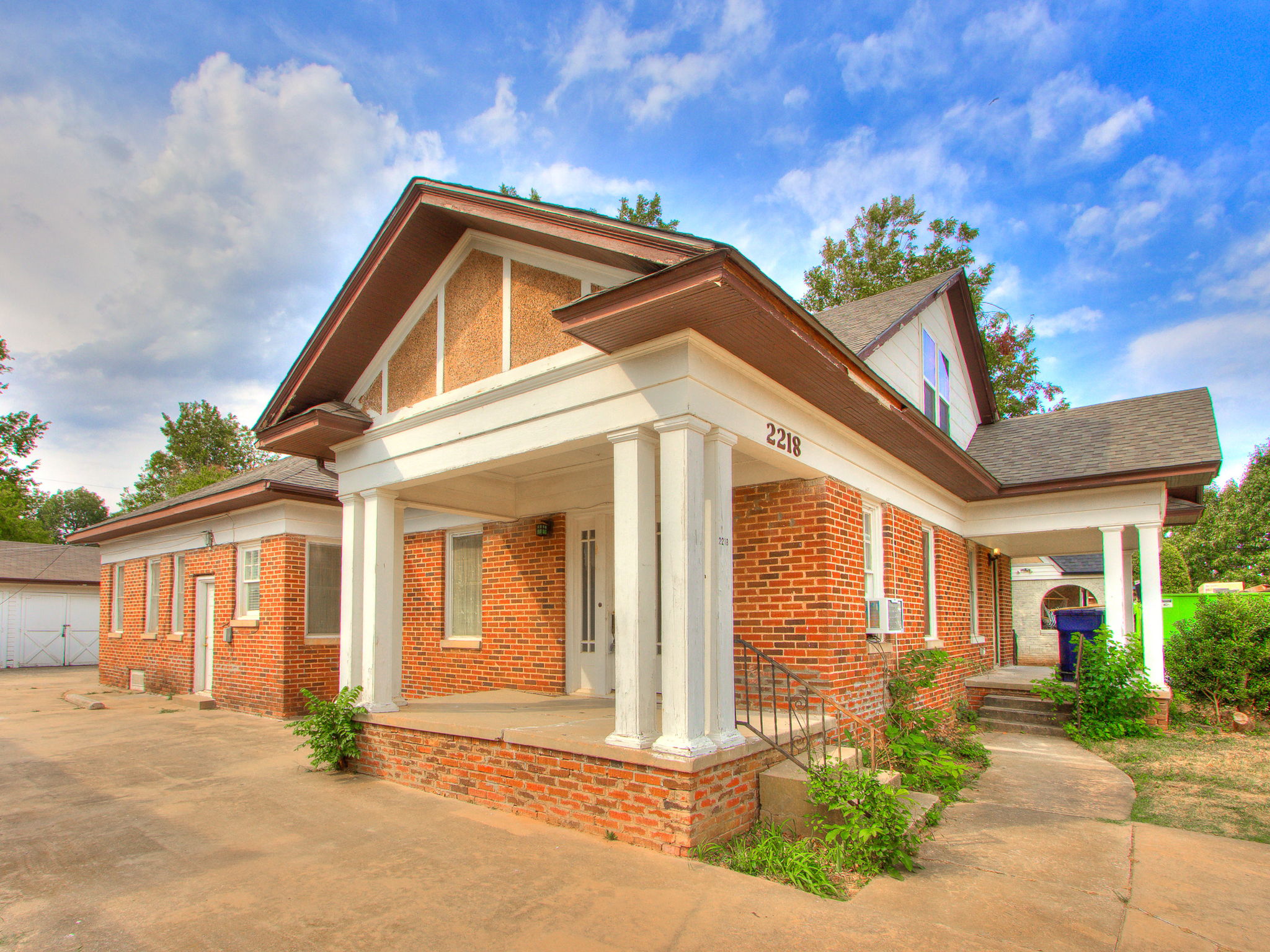 Property main image